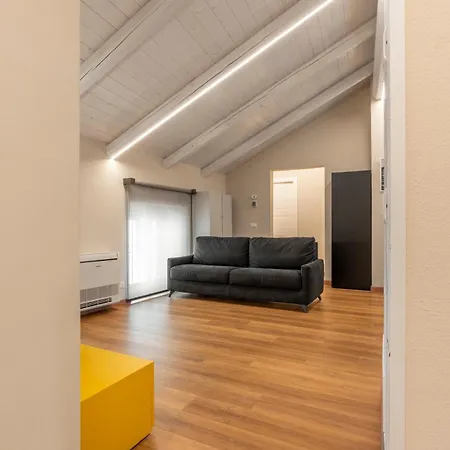 Casa Delle Maestre Di 펜션 Ottiglio