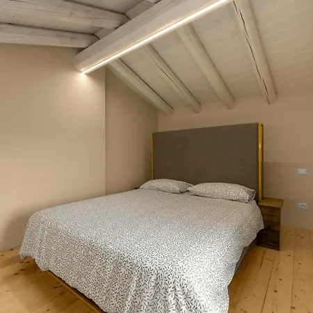 Casa Delle Maestre Di 펜션